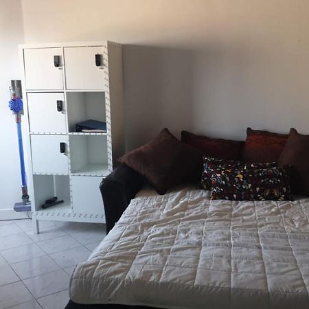 F2 35-44M2 9 Mins Voiture Chateau 4Pers 1Ch+Sejour Le Chesnay  Εξωτερικό φωτογραφία